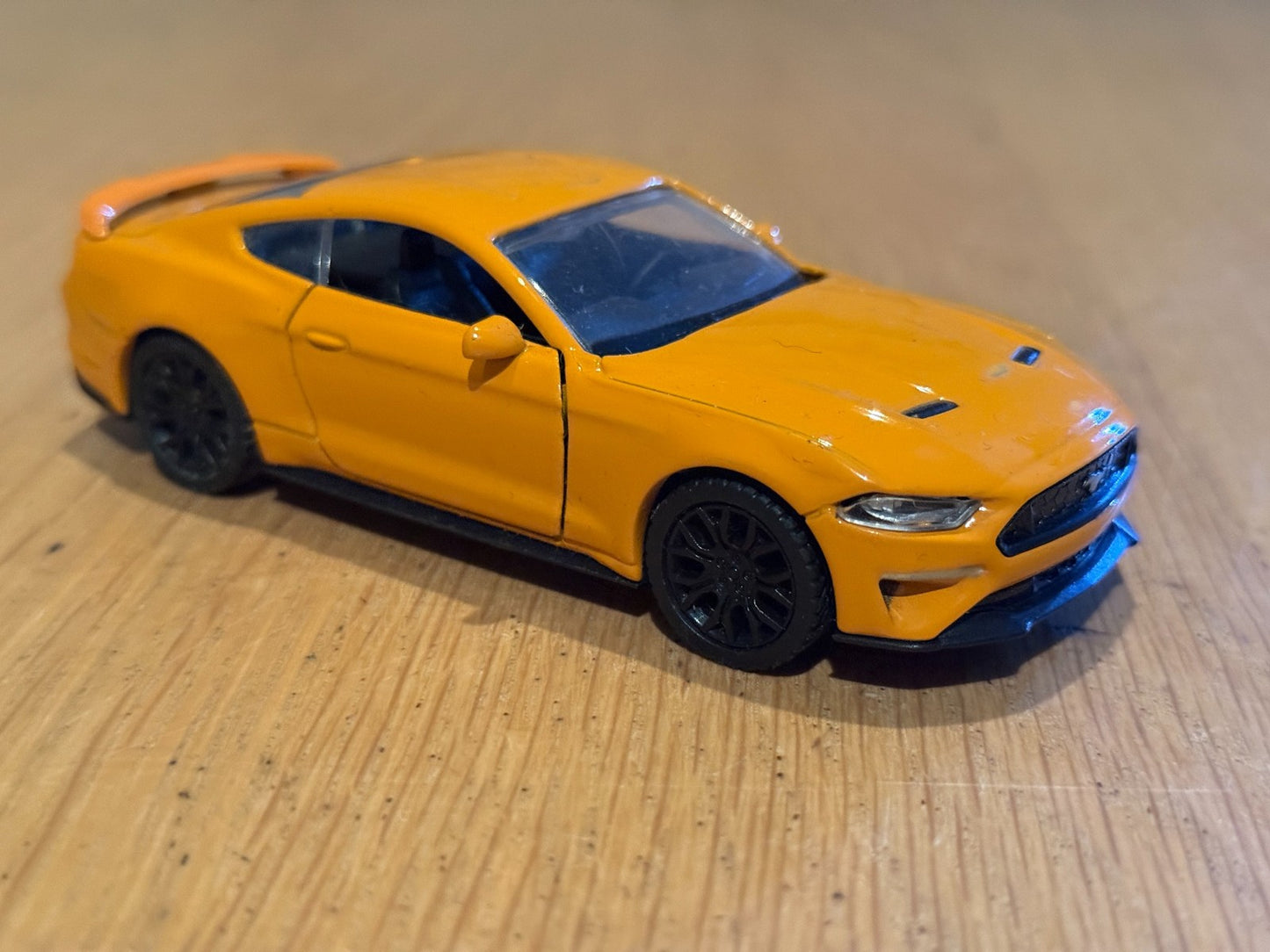 MotorMax 1:38 Diecast Car - Ford Mustang