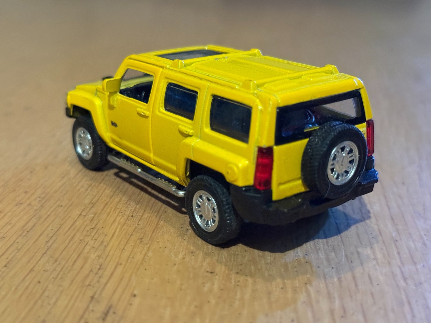 MSZ Diecast Pull Back - 1:43 Hummer H3 - Pre owned