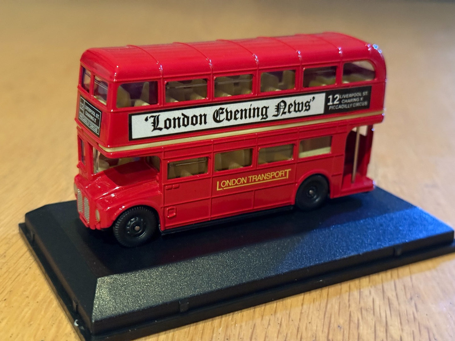 Oxford Diecast - 1:76 LD001 London Bus Gift
