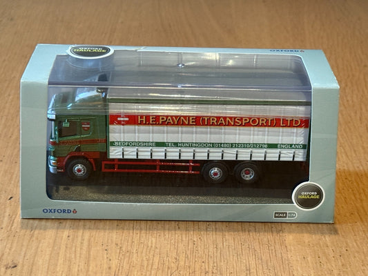 Oxford Diecast - Scania 94D Curtainside H.E. Payne - 1:76 Scale