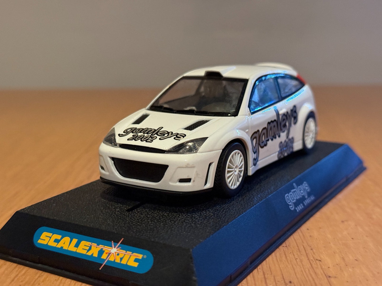 Scalextric 1/32 Slot Car - C2471B Ford Focus WRC - Gamleys 2002