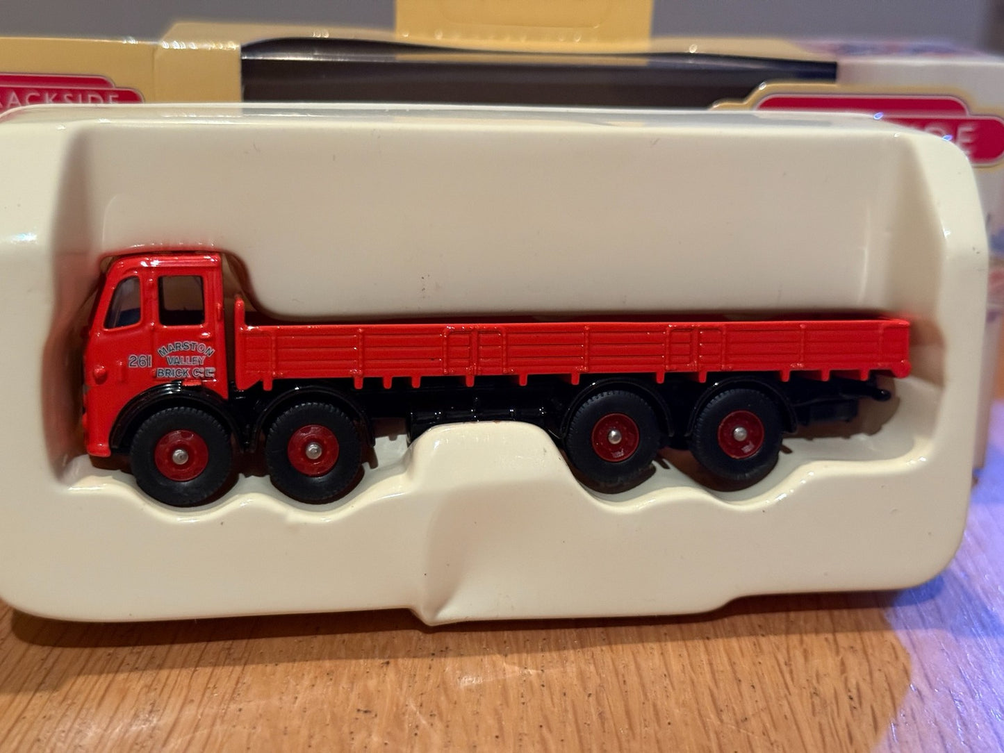 Trackside OO Gauge 1:76 Leyland 8 Wheel Dropside - Marston Brick. BNIB