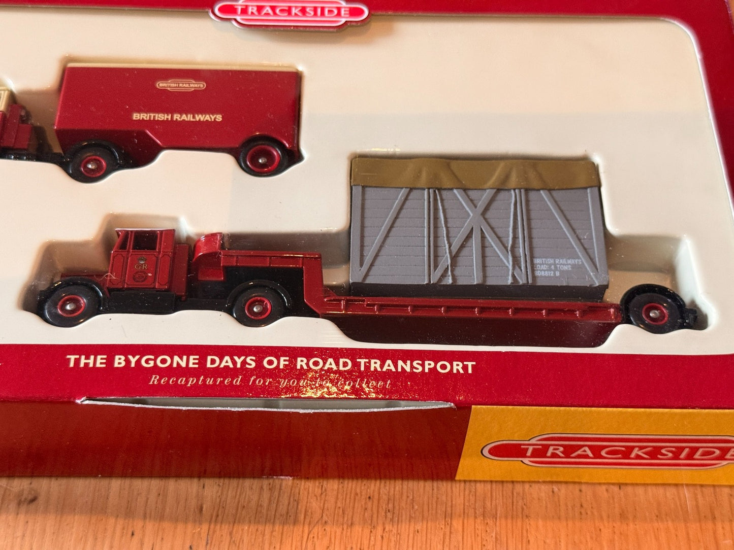 Trackside OO Gauge BR1002 1:76 British Railways Scammell Tractor & AEC Mammoth