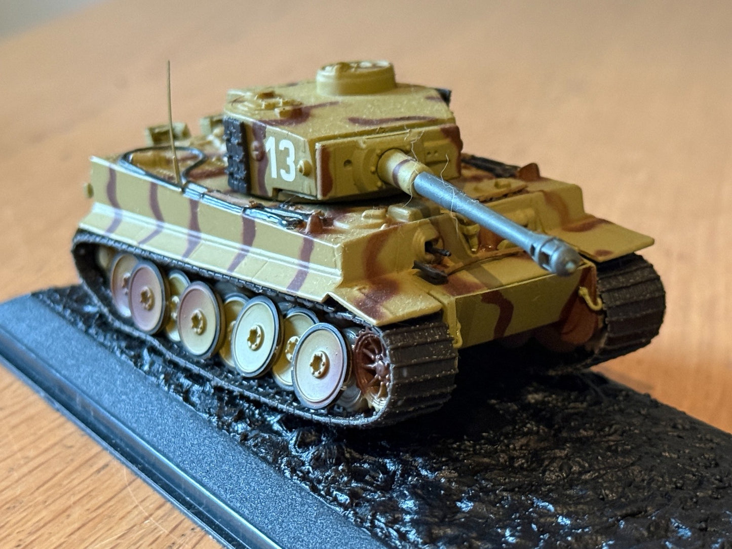 Unimax Forces of Valour Corgi Diecast Tank - Panzerkampfwagen Tiger Ausf. B