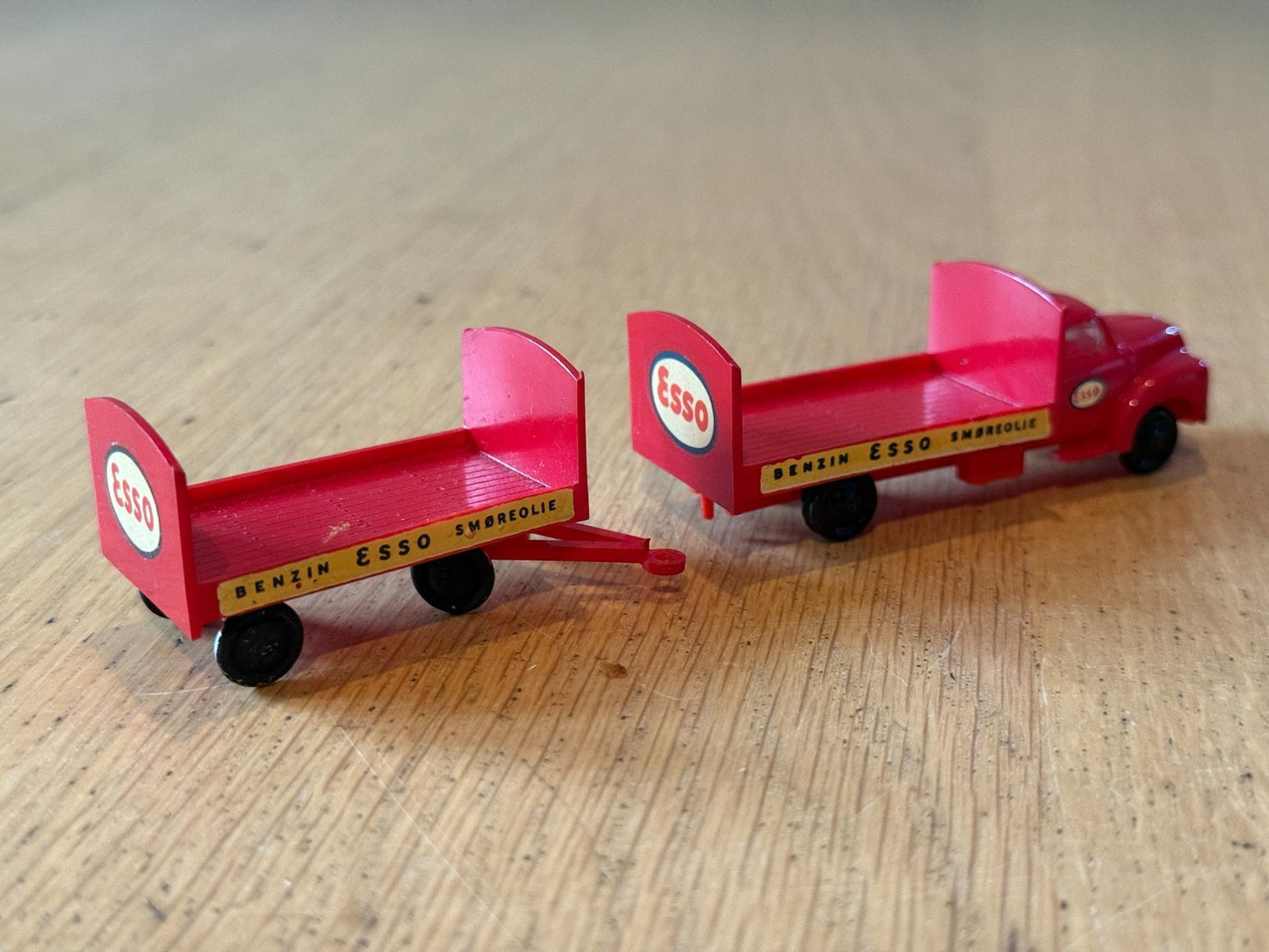 Vintage 1:87 Lego Denmark Bedford Esso Tanker Truck and Trailer