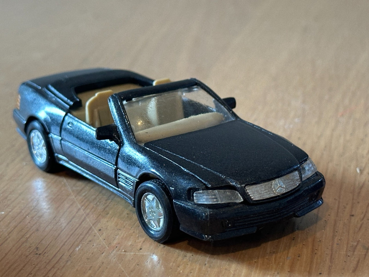 Welly Diecast Pull Back Super Racer - Mercedes 500SL