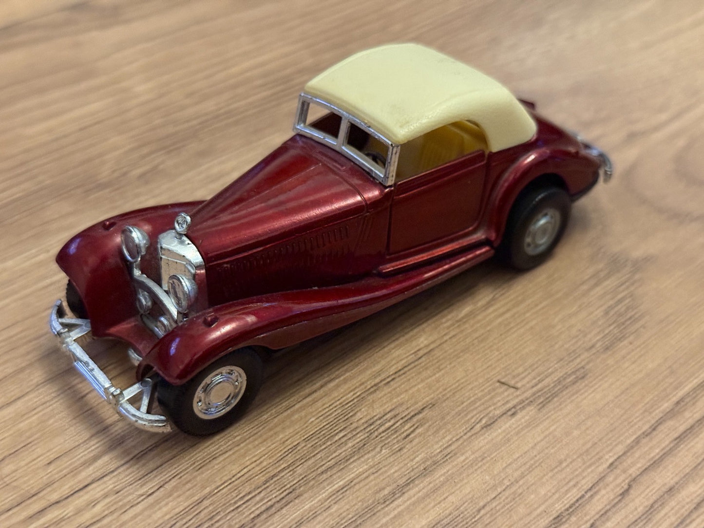 Yatming Diecast Car 8502 - Mercedes 540K Cabriolet
